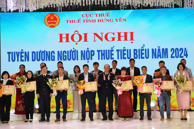 Hội nghị tuyên dương người nộp thuế tiêu biểu năm 2024 tỉnh Hưng Yên
