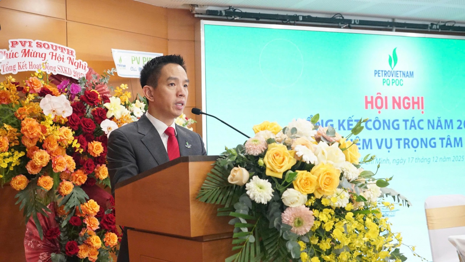 PQPOC phấn đấu trở thành đơn vị điển hình trong triển khai các dự án trọng điểm của Petrovietnam PQPOC phấn đấu trở thành đơn vị điển hình trong triển khai các dự án trọng điểm của Petrovietnam