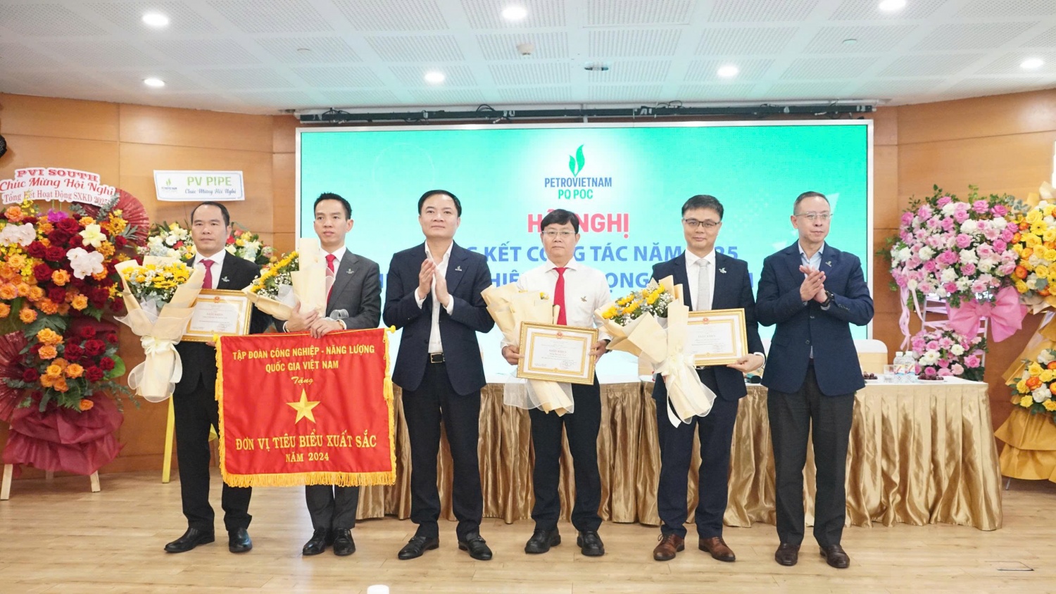 PQPOC phấn đấu trở thành đơn vị điển hình trong triển khai các dự án trọng điểm của Petrovietnam PQPOC phấn đấu trở thành đơn vị điển hình trong triển khai các dự án trọng điểm của Petrovietnam