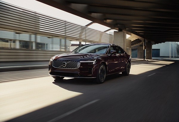 Volvo S90 – Biểu tượng Scandinavian sedan sang trọng trong kỷ nguyên mới Volvo S90 – Biểu tượng Scandinavian sedan sang trọng trong kỷ nguyên mới