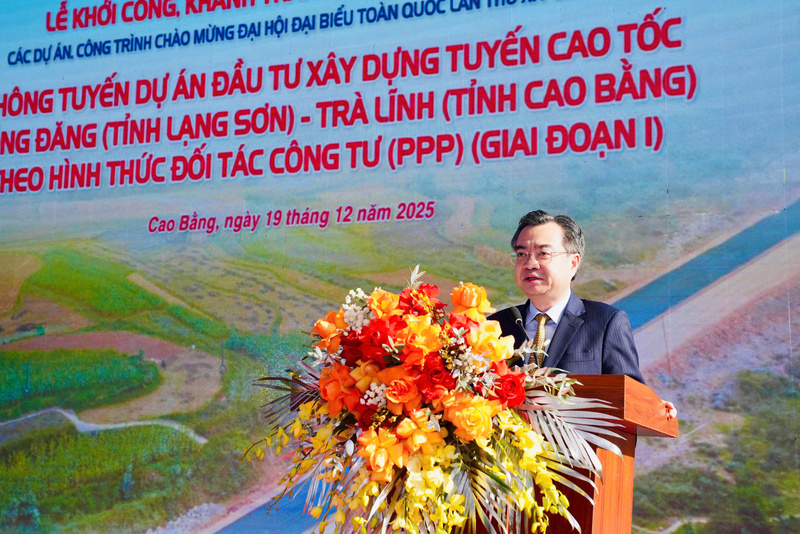 Ông Nguyễn Thanh Nghị - Trưởng Ban Chính sách, chiến lược Trung ương phát biểu tại buổi lễ.