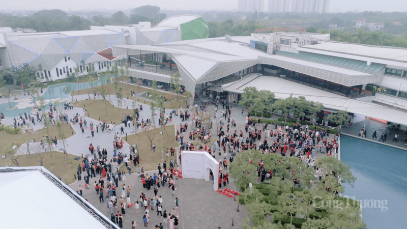 Toàn cảnh khuôn viên BUV trong lễ tốt nghiệp.