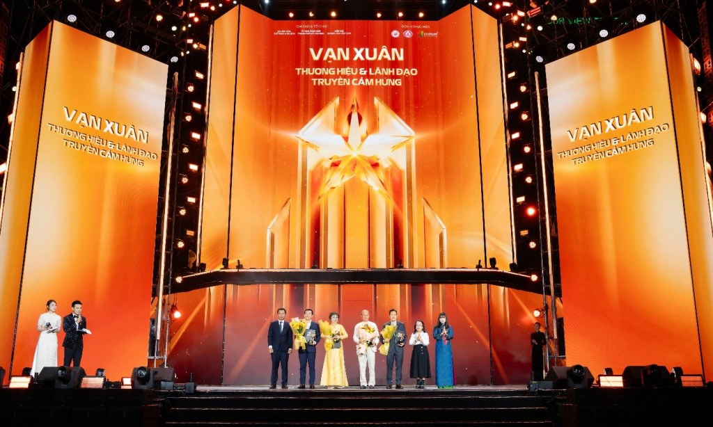 PNJ lập cú đúp tại giải thưởng Vạn Xuân Awards 2025