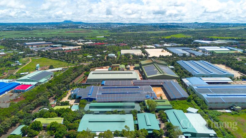 Sở Công Thương được giao nhiệm vụ tập trung vào hạ tầng điện năng, chỉ số sản xuất công nghiệp, xuất khẩu và thu hút đầu tư vào cụm công nghiệp. Ảnh: Hiền Mai