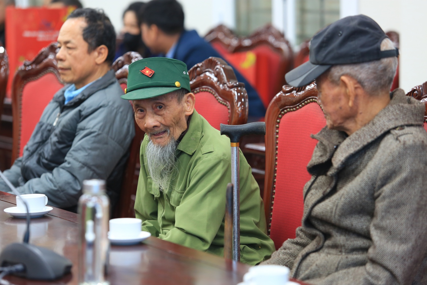 Hội CCB Petrovietnam trao quà Tết cho gia đình chính sách tại xã Thạch Thất (Hà Nội)