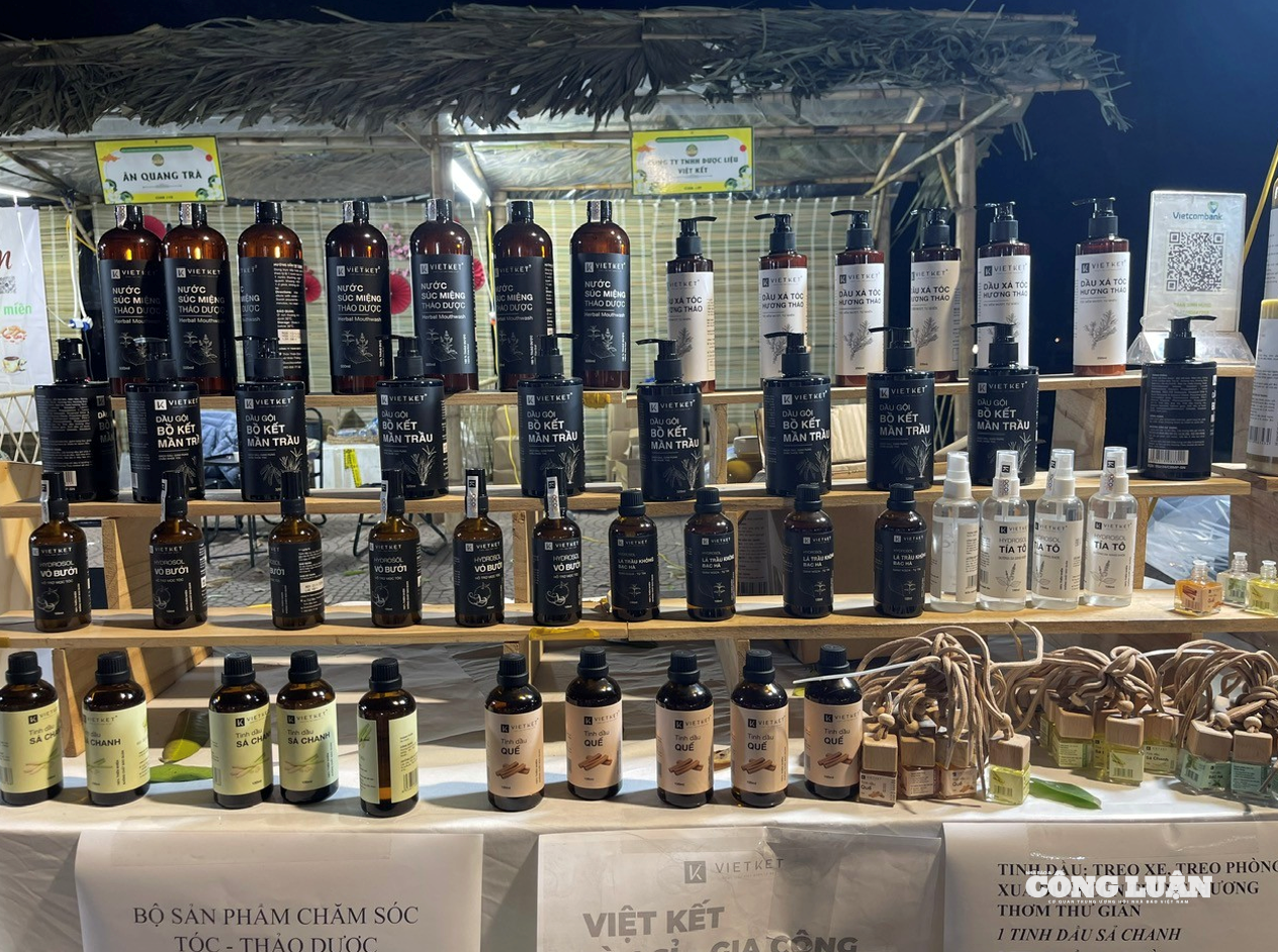 Ảnh màn hình 2026-01-28 lúc 23.24.21