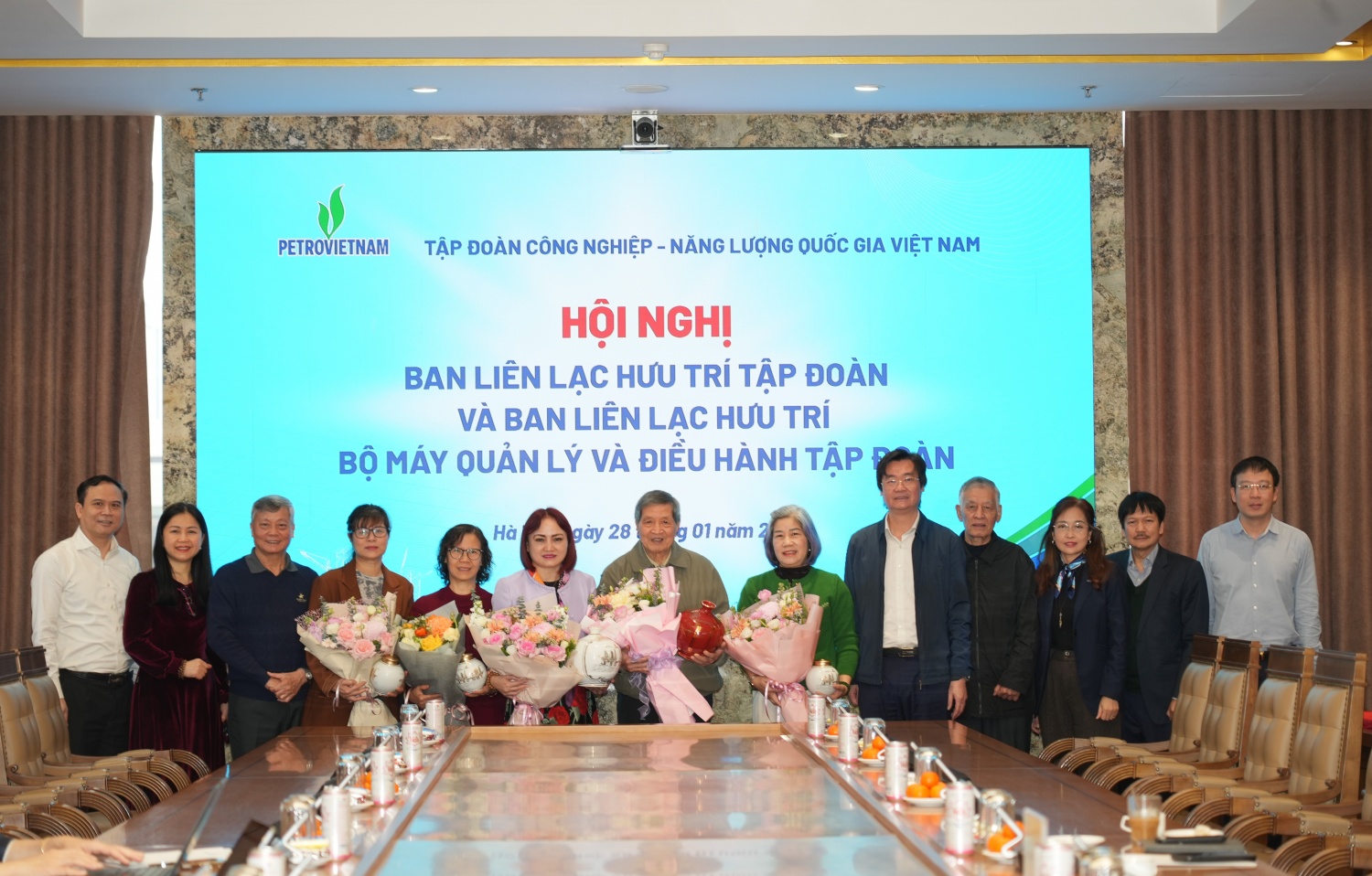Phát huy văn hóa “nghĩa tình”, gắn kết các thế hệ người lao động Petrovietnam