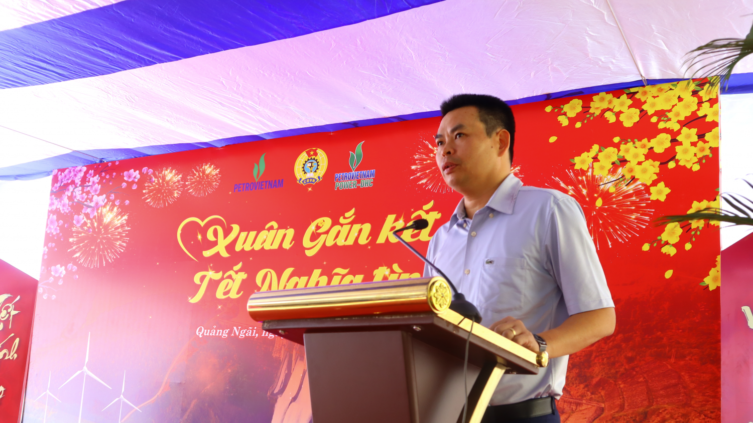 “Xuân Gắn kết - Tết Nghĩa tình” đầy ấm áp tại thủy điện Đakđrinh