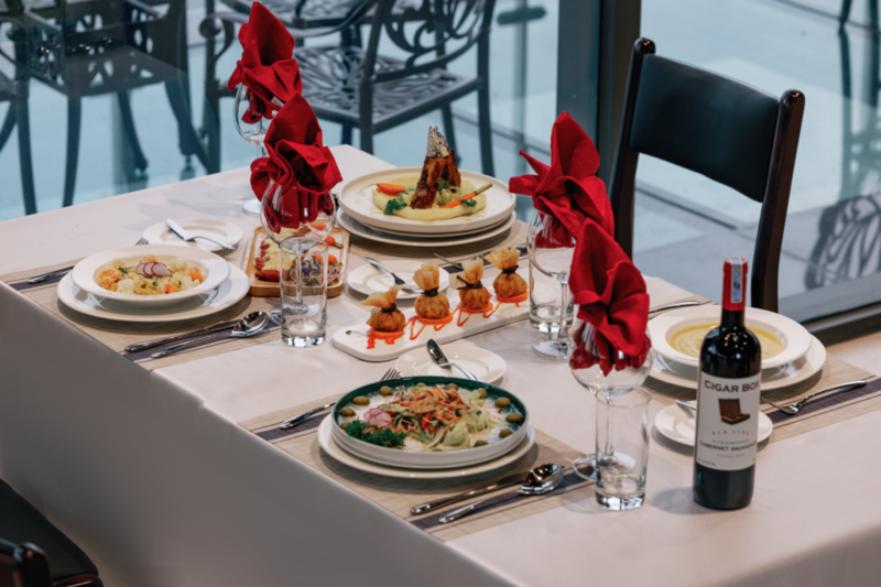 Không gian ngập tràn ánh sáng tự nhiên, mở ra cảm giác thư thái ngày xuân.