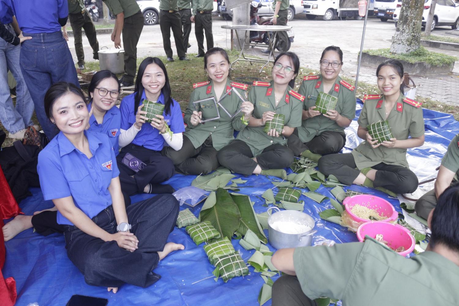 Đoàn PTSC Quảng Ngãi tích cực hoạt động vì cộng đồng dịp Xuân Bính Ngọ 2026 Đoàn PTSC Quảng Ngãi tích cực hoạt động vì cộng đồng dịp Xuân Bính Ngọ 2026