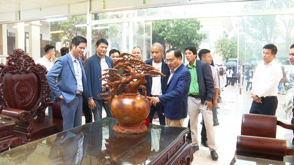 Mở lối cho sản phẩm truyền thống Mở lối cho sản phẩm truyền thống