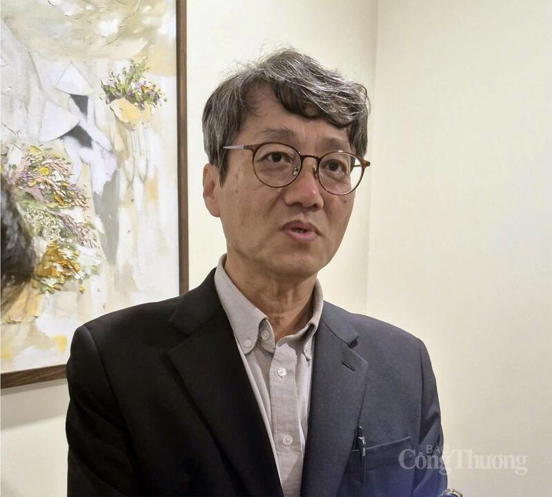 TS. Jongsoo Shin, Giám đốc khu vực châu Á của Viện Nghiên cứu Lúa gạo Quốc tế (IRRI). Ảnh: N.H