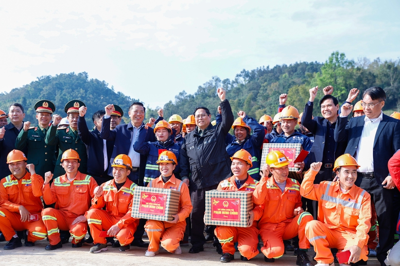 Thủ tướng: 30/4 tới phải khánh thành cao tốc Đồng Đăng-Trà Lĩnh- Ảnh 8. Thủ tướng: 30/4 tới phải khánh thành cao tốc Đồng Đăng-Trà Lĩnh- Ảnh 8.