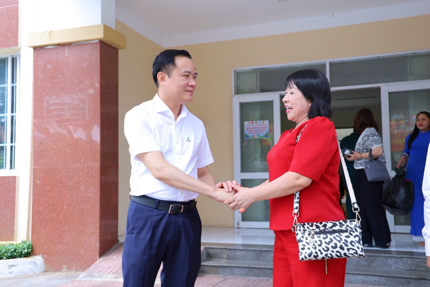 Cử tri phường Vũng Tàu (TP. Hồ Chí Minh) gửi gắm kỳ vọng vào Petrovietnam Cử tri phường Vũng Tàu (TP. Hồ Chí Minh) gửi gắm kỳ vọng vào Petrovietnam