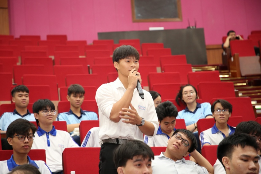 PVU và PV College tổ chức chuỗi chương trình hướng nghiệp cho học sinh THPT khu vực Bà Rịa - Vũng Tàu