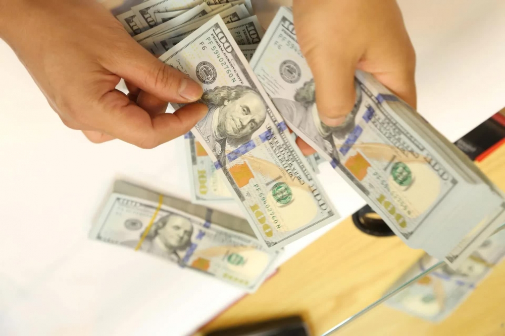 Fed giữ nguyên lãi suất, áp lực tỷ giá gia tăng