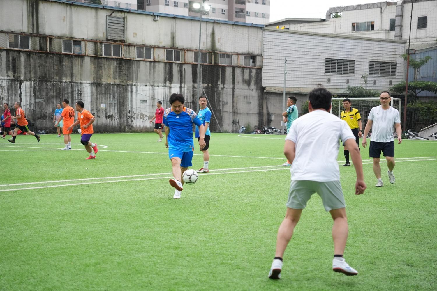 Sôi nổi giải bóng đá giao hữu Petrovietnam chào mừng 95 năm Ngày thành lập Đoàn