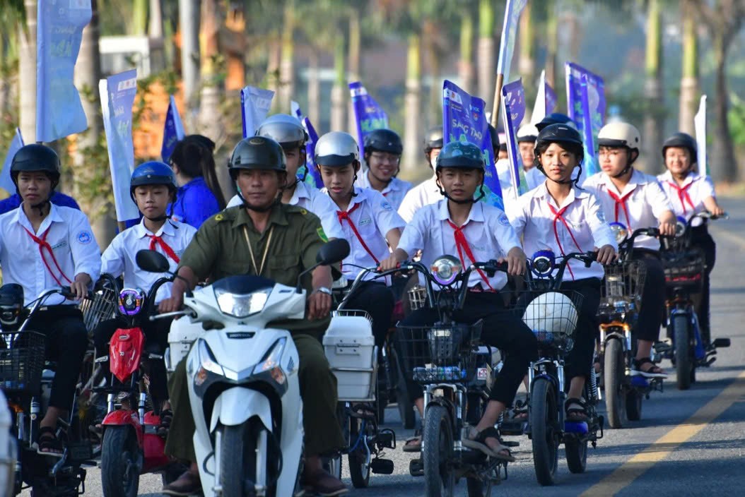 EVNSPC triển khai nhiều hoạt động hưởng ứng Chiến dịch Giờ Trái đất 2026 EVNSPC triển khai nhiều hoạt động hưởng ứng Chiến dịch Giờ Trái đất 2026