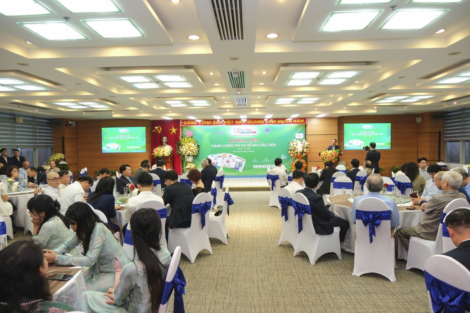 [Chùm ảnh] Lễ kỷ niệm 15 năm Tạp chí Năng lượng Mới - PetroTimes: Những khoảnh khắc đáng nhớ