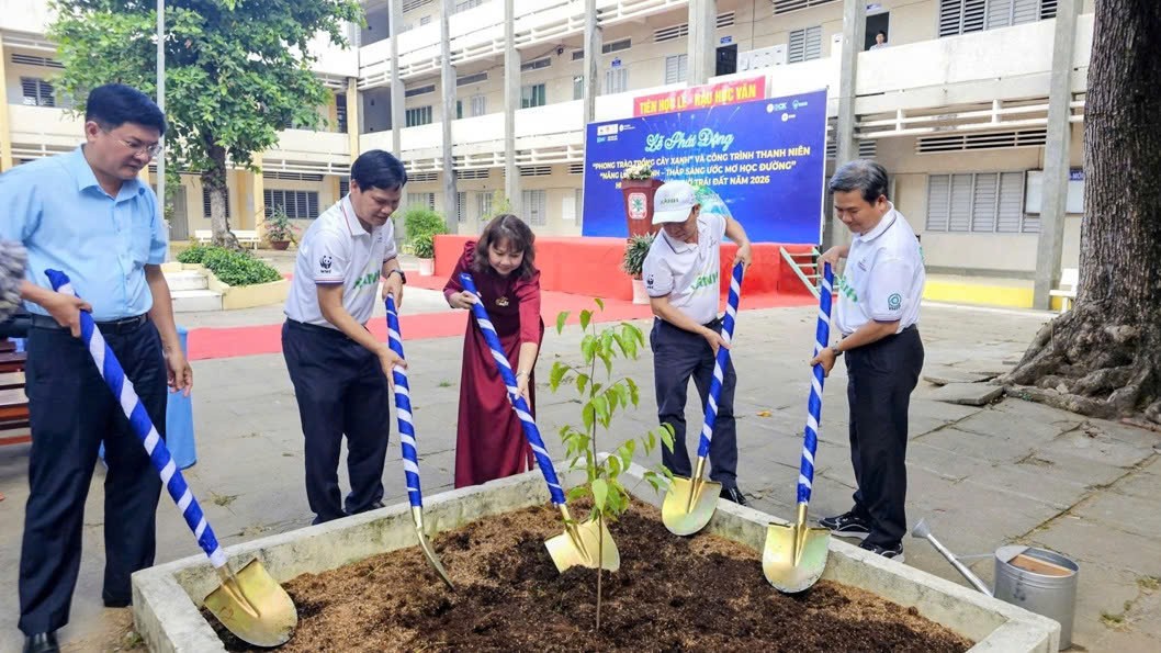 EVNSPC triển khai nhiều hoạt động hưởng ứng Chiến dịch Giờ Trái đất 2026 EVNSPC triển khai nhiều hoạt động hưởng ứng Chiến dịch Giờ Trái đất 2026