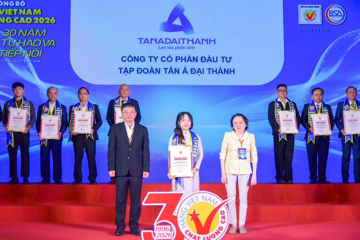Tân Á Đại Thành: 20 năm liên tiếp được vinh danh hàng Việt Nam chất lượng cao Tân Á Đại Thành: 20 năm liên tiếp được vinh danh hàng Việt Nam chất lượng cao