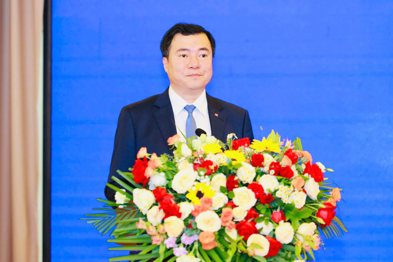 Thứ trưởng Bộ Công Thương Nguyễn Sinh Nhật Tân. Ảnh: Vietrade