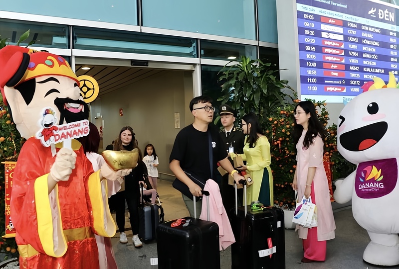 Quý I/2026, TP. Đà Nẵng đón hơn 4,2 triệu lượt khách du lịch. Ảnh: Diễm Phúc