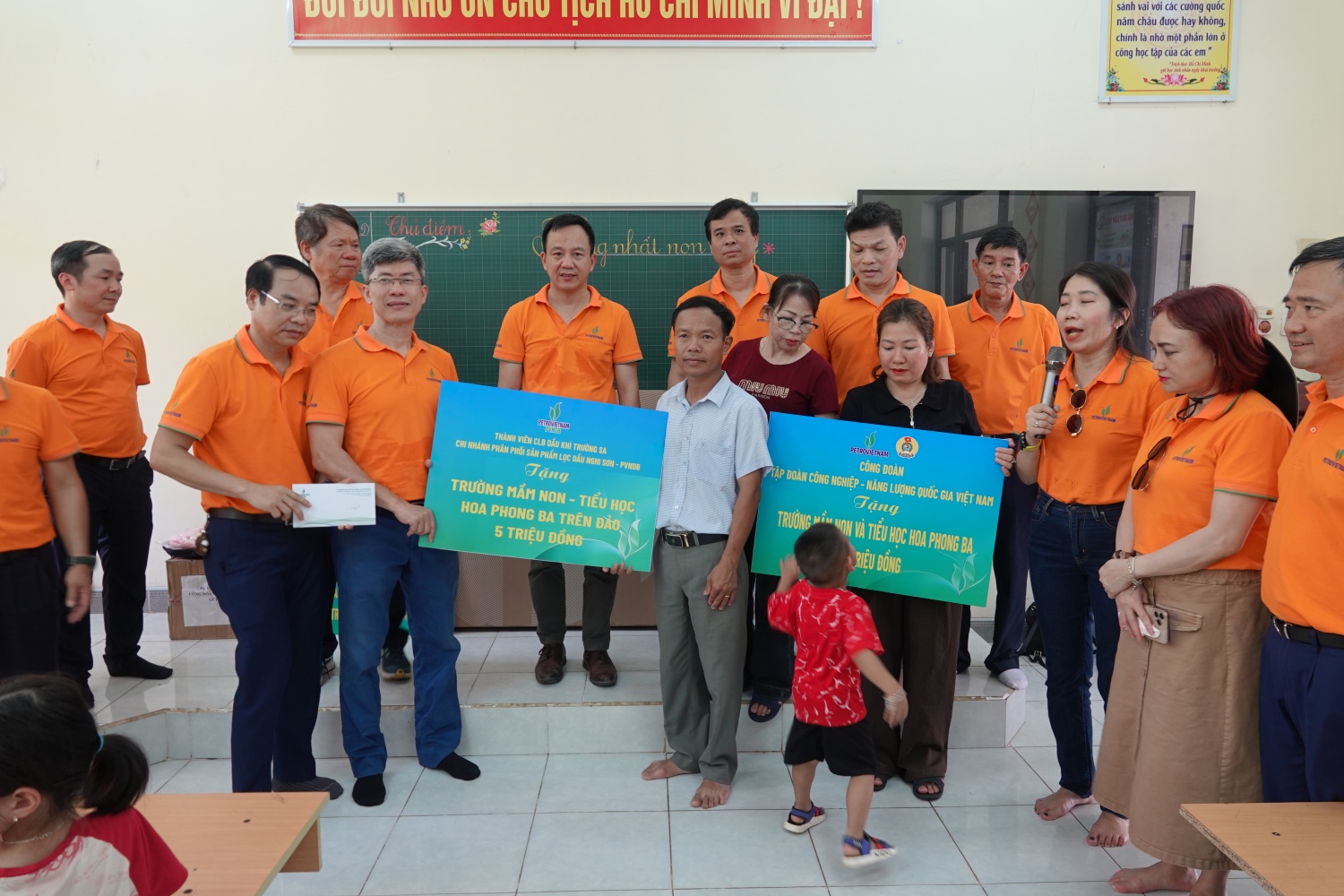 Hành trình gắn kết nghĩa tình biển đảo, lan tỏa văn hóa Petrovietnam