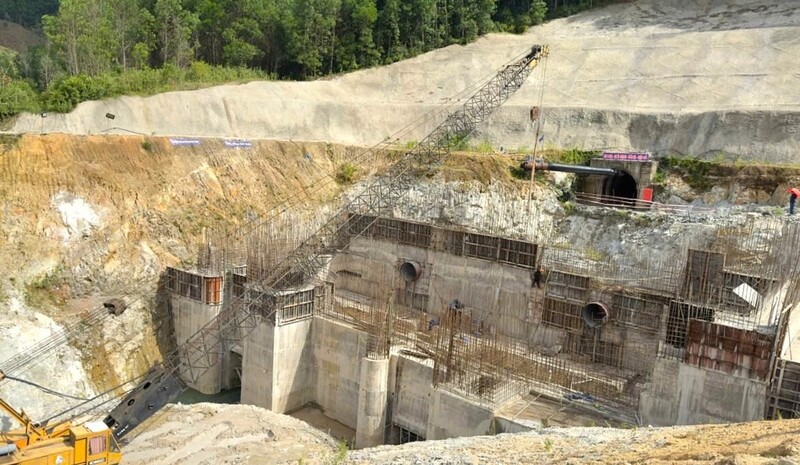 Quảng Ngãi đang nỗ lực để gỡ vướng cho các dự án năng lượng trên địa bàn. Ảnh: Tuệ Lâm