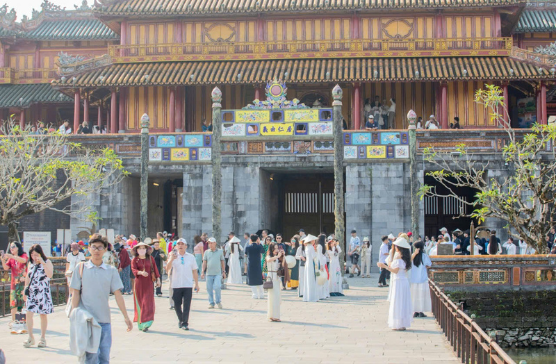 Dự báo, dịp nghỉ lễ 30/4 – 1/5 năm nay lượng du khách đến thành phố Huế tăng mạnh. Ảnh: Nguyễn Tuấn