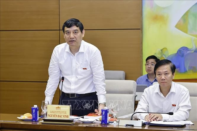 Chủ nhiệm Ủy ban Văn hóa và Xã hội của Quốc hội Nguyễn Đắc Vinh phát biểu. Ảnh: Doãn Tấn/TTXVN Chủ nhiệm Ủy ban Văn hóa và Xã hội của Quốc hội Nguyễn Đắc Vinh phát biểu. Ảnh: Doãn Tấn/TTXVN