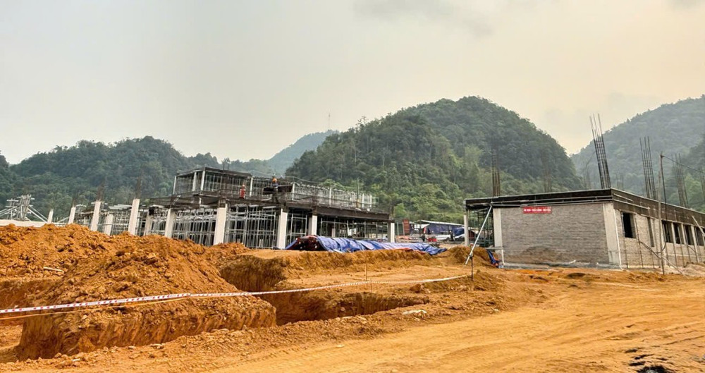 Cao Bằng kiến nghị bổ sung 530 tỷ đồng cho các dự án xây dựng trường phổ thông nội trú liên cấp ảnh 1 163951-ha-lang-18033616.jpg