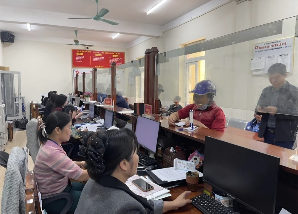 Yêu cầu đẩy mạnh chuyển đổi số trong công tác cán bộ 1000030615.jpg