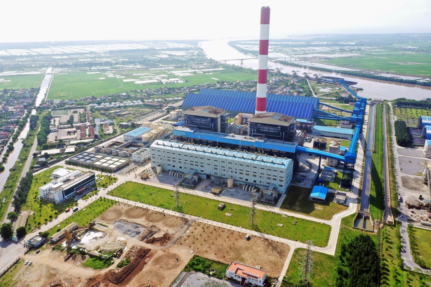 Petrovietnam chủ động các giải pháp vận hành điện, sẵn sàng ứng phó cao điểm mùa khô 2026 Petrovietnam chủ động các giải pháp vận hành điện, sẵn sàng ứng phó cao điểm mùa khô 2026
