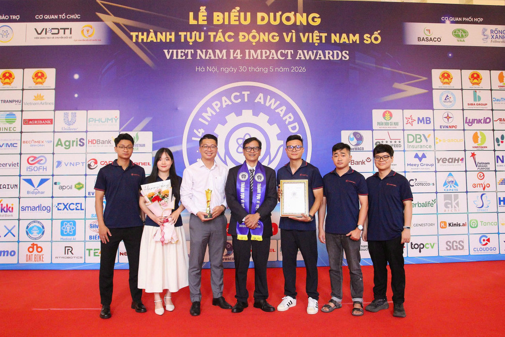 Đội ngũ kỹ sư Hanel tham dự Lễ biểu dương. doi-ngu-ky-su-hanel-tham-du-le-bieu-duong.jpg