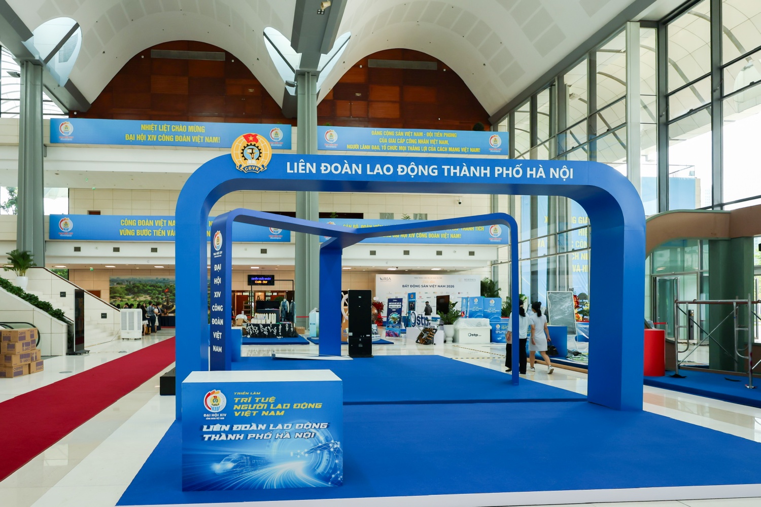 [Chùm ảnh] Đại hội Công đoàn Việt Nam lần thứ XIV: Đoàn kết - Dân chủ - Kỷ cương - Đổi mới - Phát triển