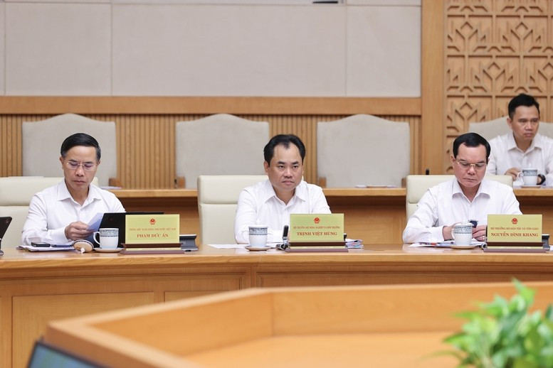 Các đại biểu tham dự phiên họp - Ảnh: VGP