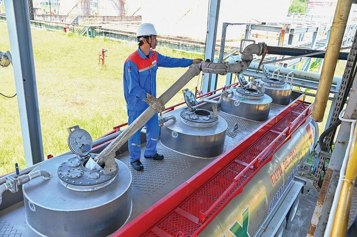 Petrovietnam: Tiên phong kích hoạt chuỗi cung ứng xăng sinh học E10