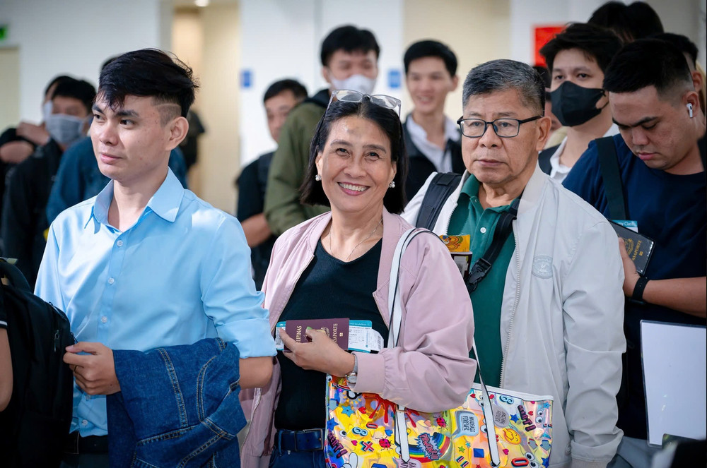 Với định hướng lấy khách hàng làm trung tâm, Vietnam Airlines liên tục hoàn thiện các chính sách chăm sóc và hỗ trợ dành cho từng nhóm hành khách. 2vinhh1.jpg