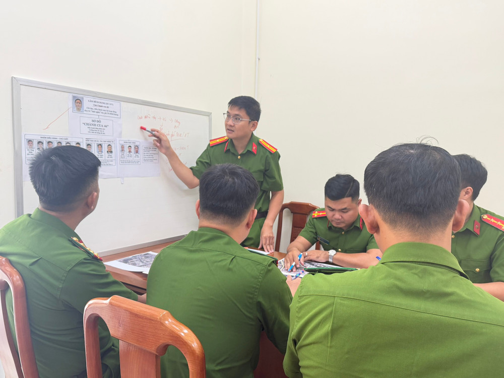 Đơn vị đấu tranh tổ chức họp án để xử lý. (Ảnh: CACC) 2aoboqcffoudqfhrjsudhjfbmzhsljfpght9zulq.jpg