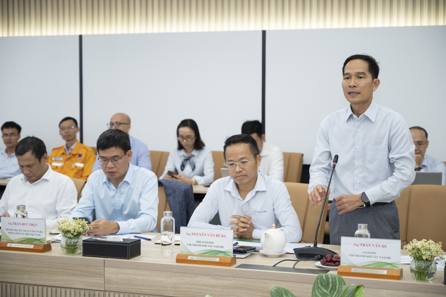 Giám đốc KTN Trần Văn Du báo cáo tình hình hoạt động sản xuất kinh doanh của KTN trong 6 tháng đầu năm 2026 Giám đốc KTN Trần Văn Du báo cáo tình hình hoạt động sản xuất kinh doanh của KTN trong 6 tháng đầu năm 2026