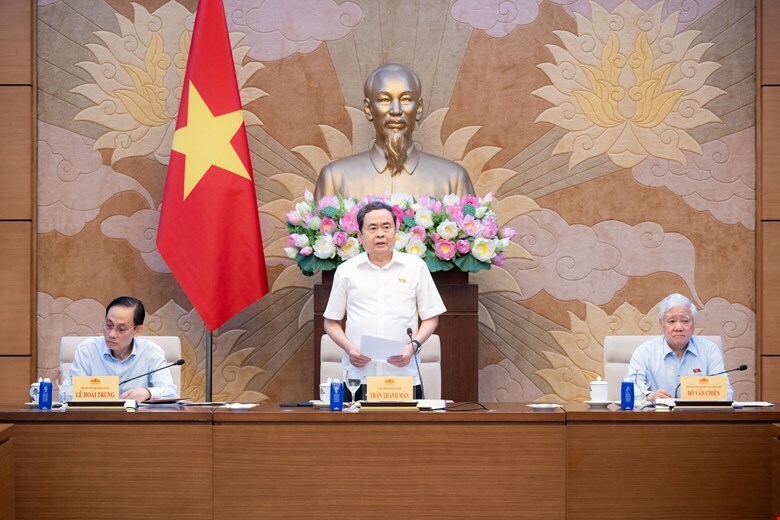 Chủ tịch Quốc hội nhấn mạnh, trong giai đoạn phát triển mới, đối ngoại không chỉ góp phần bảo vệ Tổ quốc từ sớm, từ xa mà còn phải trở thành động lực quan trọng của phát triển. Ảnh: Quochoi.vn