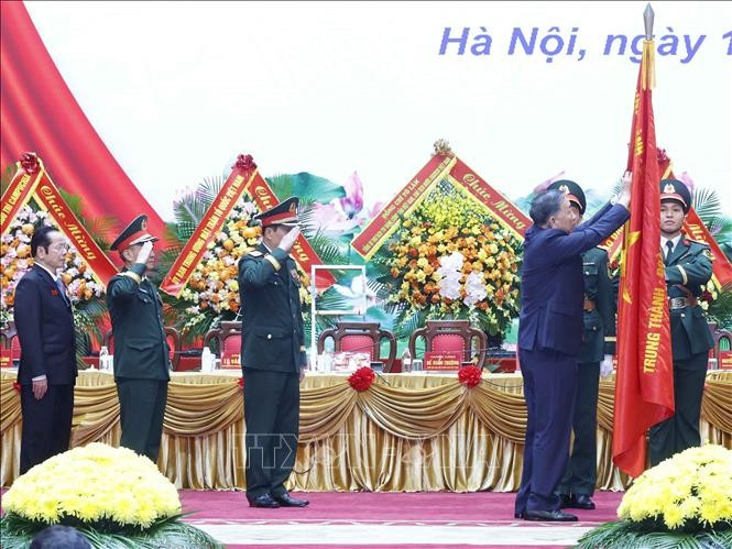 Tổng Bí thư, Chủ tịch nước Tô Lâm trao Huân chương Hồ Chí Minh tặng Hội Cựu chiến binh Việt Nam. Ảnh: Thống Nhất/TTXVN.