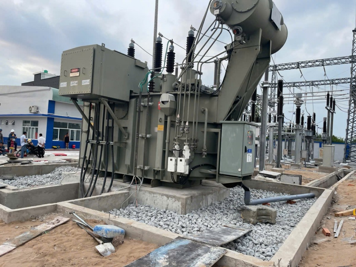 Đảm bảo điện mùa khô 2026 - EVNSPC đóng điện nhiều công trình lưới điện 110kV Đảm bảo điện mùa khô 2026 - EVNSPC đóng điện nhiều công trình lưới điện 110kV