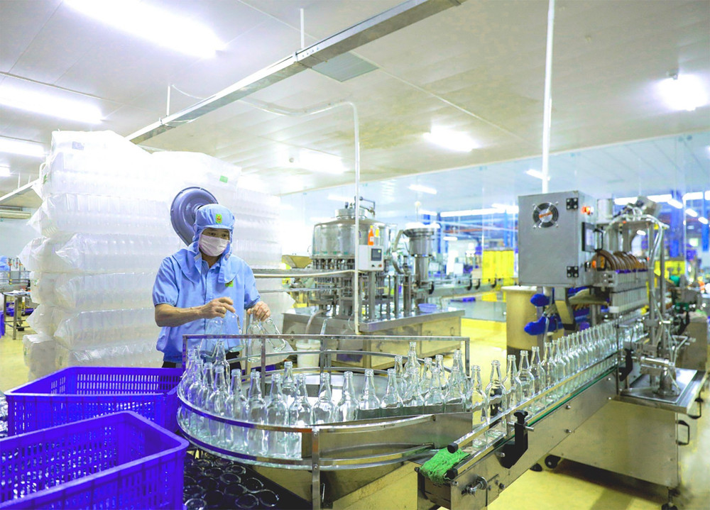 Cần có thêm các giải pháp hỗ trợ doanh nghiệp tiếp cận vốn với chi phí hợp lý. anh-2-rgb.jpg