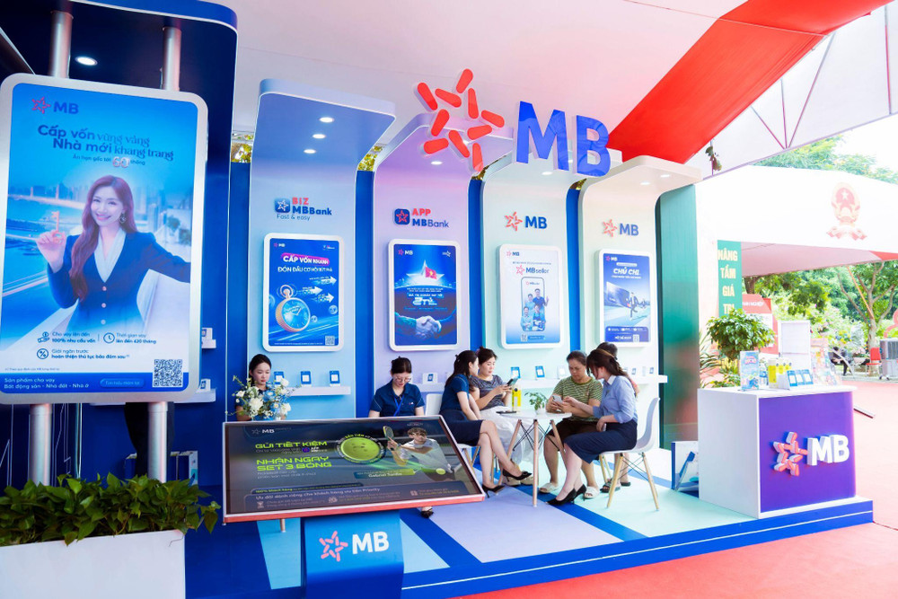 MB đồng hành cùng doanh nghiệp quân đội thúc đẩy chuyển đổi số và phát triển bền vững ảnh 2 MB đồng hành cùng doanh nghiệp quân đội thúc đẩy chuyển đổi số và phát triển bền vững ảnh 2