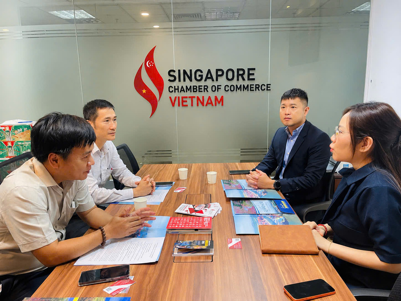 Trung tâm Xúc tiến Đầu tư, Thương mại và Du lịch tỉnh Quảng Ngãi vừa có buổi làm việc với Hiệp hội Doanh nghiệp Singapore tại Việt Nam về cơ hội hợp tác đầu tư trong thời gian tới. Ảnh: Tuệ Lâm