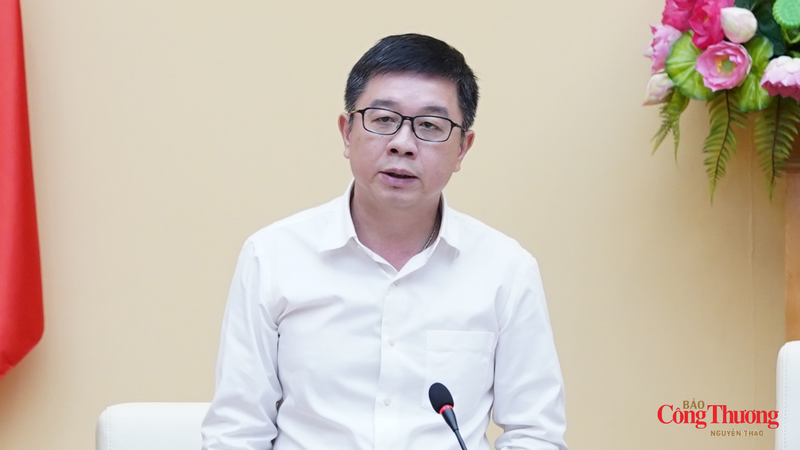 Ông Phạm Lê Phú - Phó Tổng Giám đốc Tập đoàn Điện lực Việt Nam (EVN).