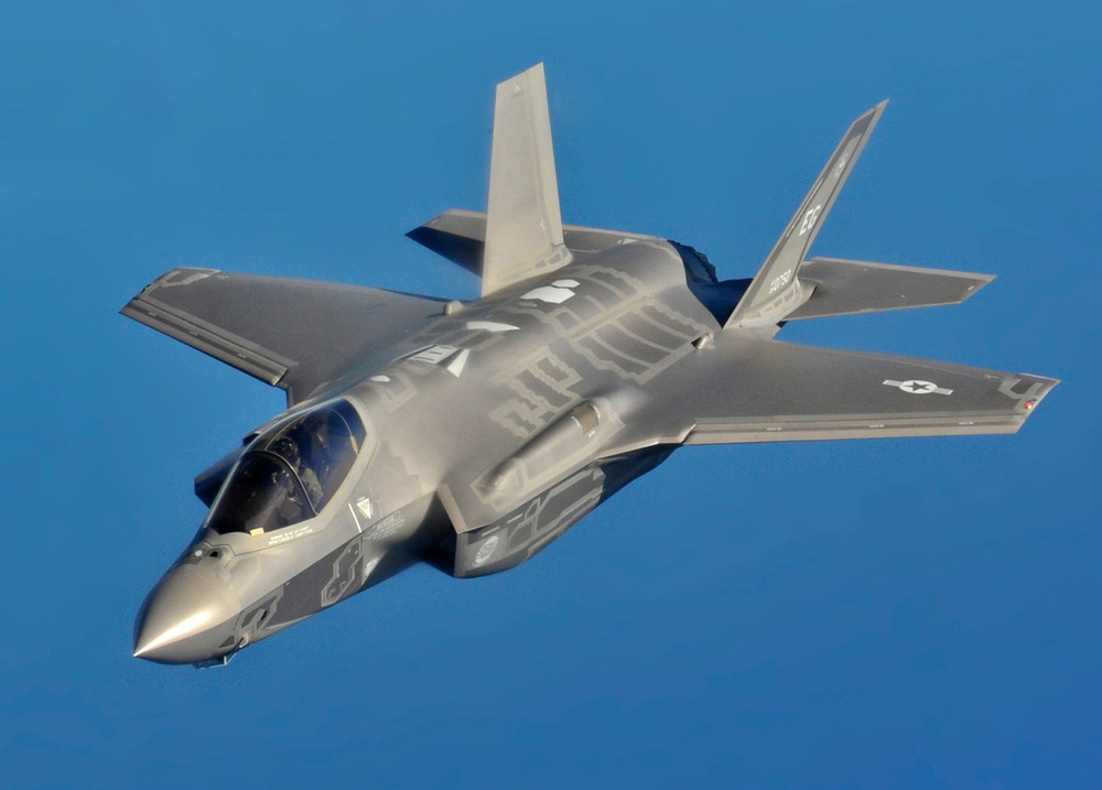 Một biến thể F-35 của Mỹ. Ảnh: U.S. Air Force / Master Sgt. Donald R. Allen f-35a-flight-cropped-1.jpg