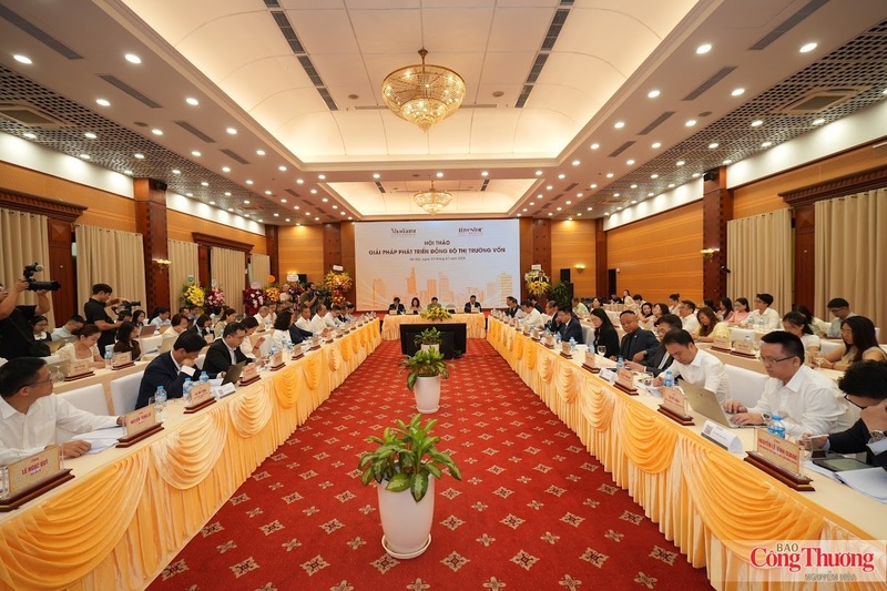 Theo các chuyên gia, thị trường chứng khoán Việt Nam ngày càng khẳng định vị thế không thể thay thế và là kênh dẫn vốn trung, dài hạn chủ lực của nền kinh tế.